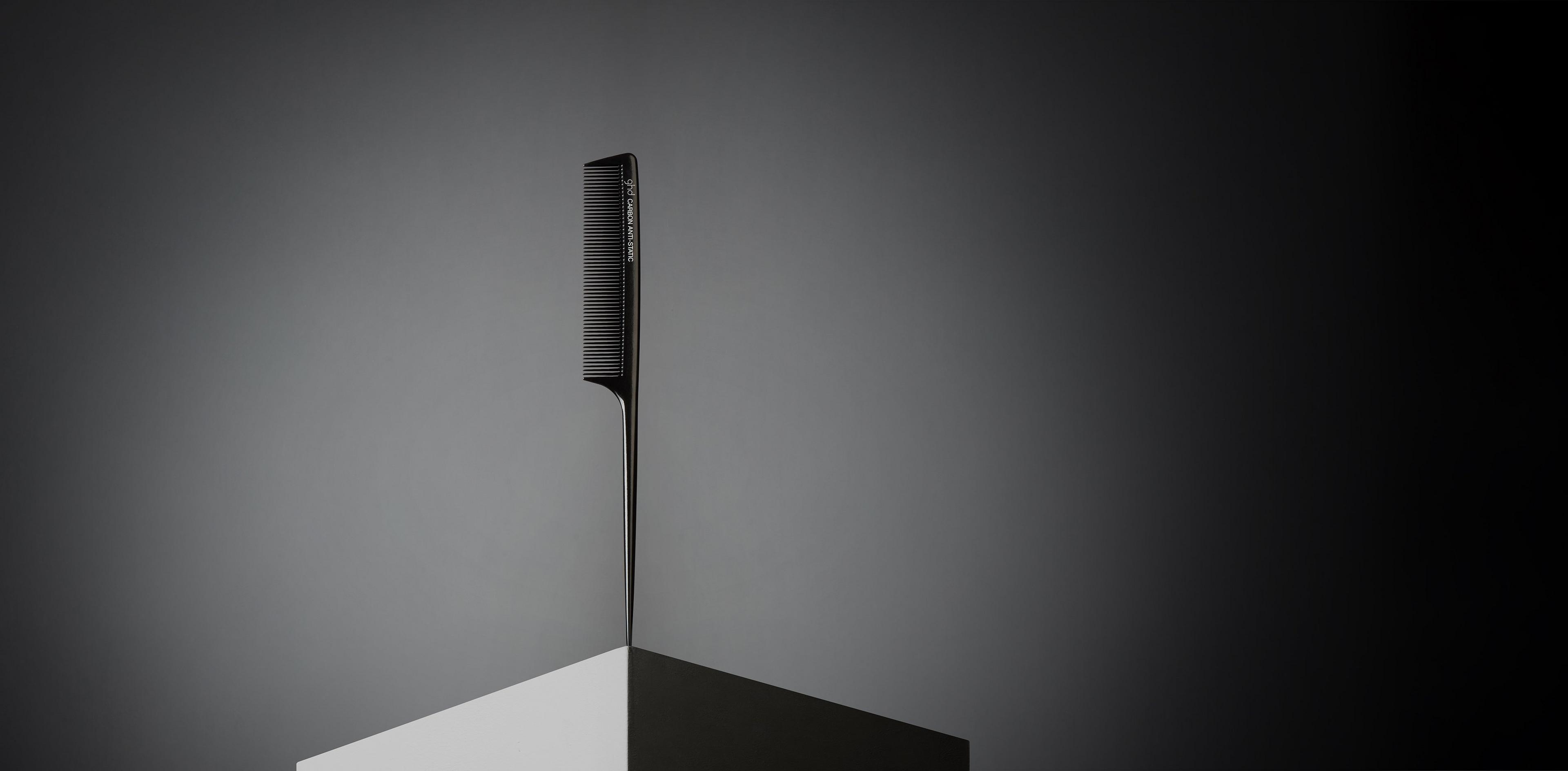 GHD THE SECTIONER - TAIL COMB