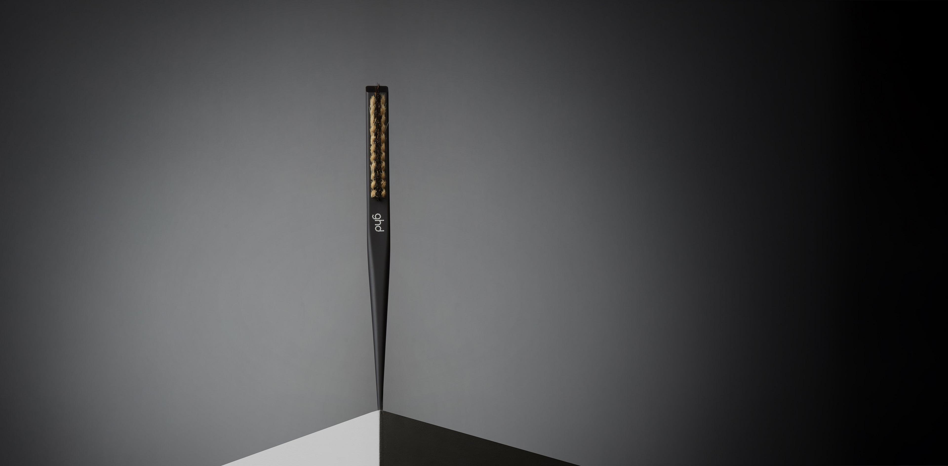 GHD THE FINAL TOUCH - NARROW DRESSING BRUSH