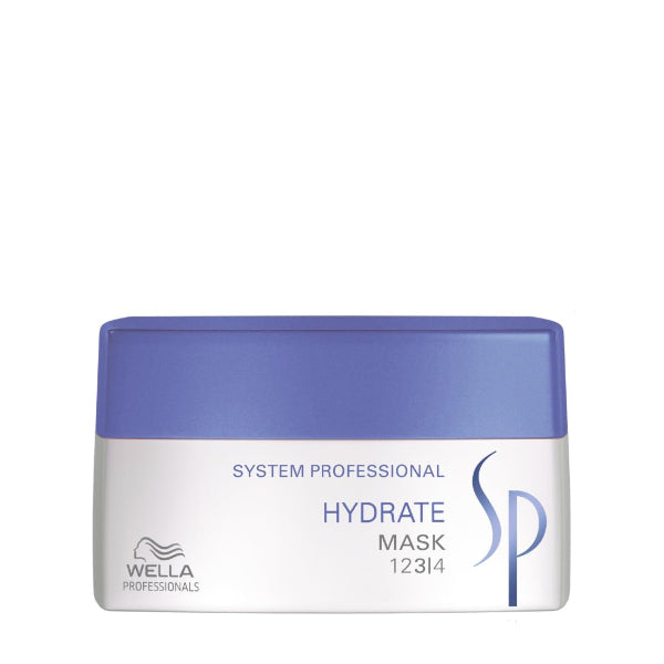 Wella SP Hydrate Mask jar on a white background