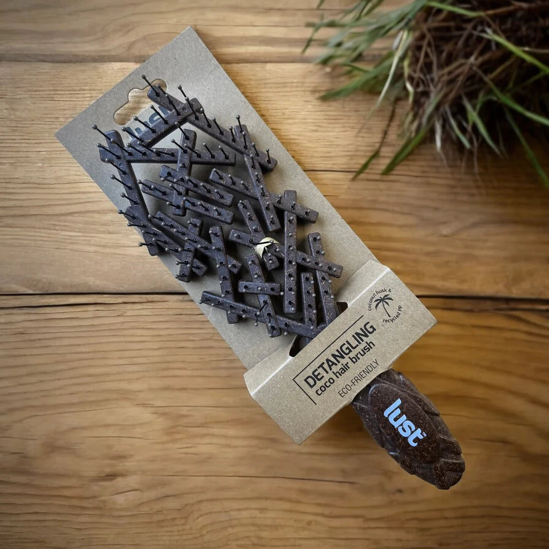 LUST Detangling Eco Hair Brush ~