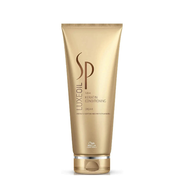 Wella SP Luxe Oil Keratin Conditioning Cream tube on a white background